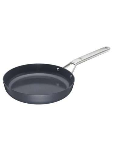 ÚJFiskars Taiten serpenyő, 26 cm - 25 év garanciával