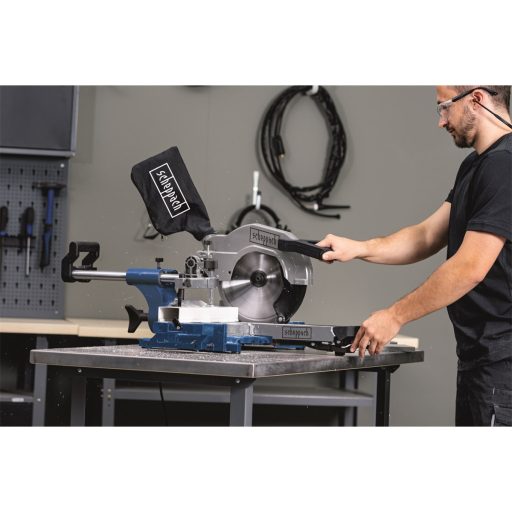 Scheppach HM 110 MP kétsebességes multifunkciós gérvágó fűrész húzófunkcióval, lézerrel