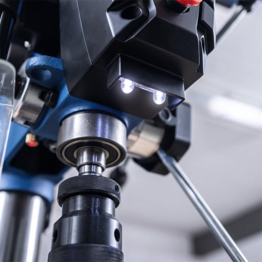 Scheppach TBM 300 Vario oszlopos fúrógép keresztlézerrel és LED-világítással