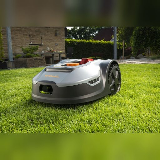 Riwall PRO RRM 650 APP - akkumulátoros robotfűnyíró 600 m2, WiFi és Bluetooth vezérlési lehetőséggel 