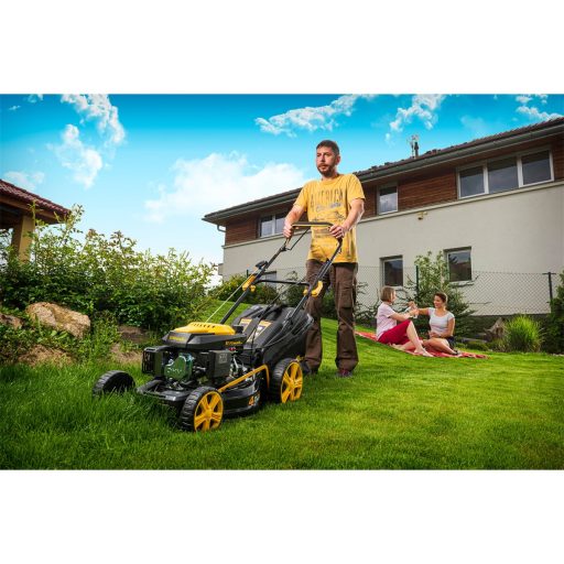 Riwall PRO RPM 4735 önjáró benzinmotoros multifunkciós fűnyíró 4 az 1-ben