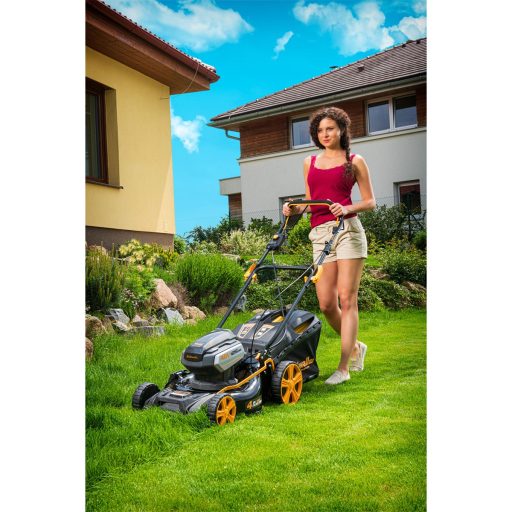 Riwall PRO RALM 4640 SPi - akkumulátoros önjáró fűnyíró szénkefe nélküli motorral 4 az 1-ben, 40 V (akku és töltő nélkül)