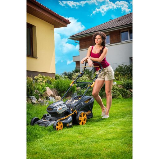 Riwall PRO RALM 4640 SPi - akkumulátoros önjáró fűnyíró szénkefe nélküli motorral 4 az 1-ben, 40 V (akku és töltő nélkül)
