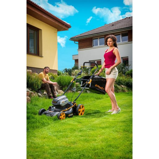 Riwall PRO RALM 4640 SPi - akkumulátoros önjáró fűnyíró szénkefe nélküli motorral 4 az 1-ben, 40 V (akku és töltő nélkül)