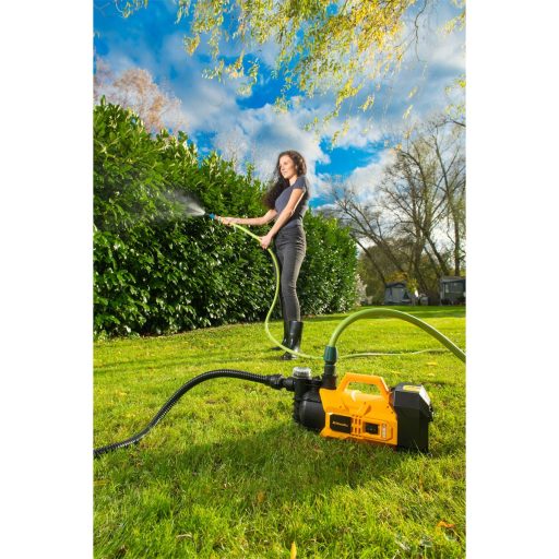 Riwall PRO RAJP 2820 SET akkus kerti szivattyú 20V (4Ah akkuval és töltővel)